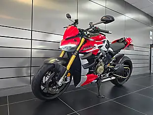 Used 2022 Ducati Streetfighter V4 S Custom Graphics Kit - Interior and Exterior details 17