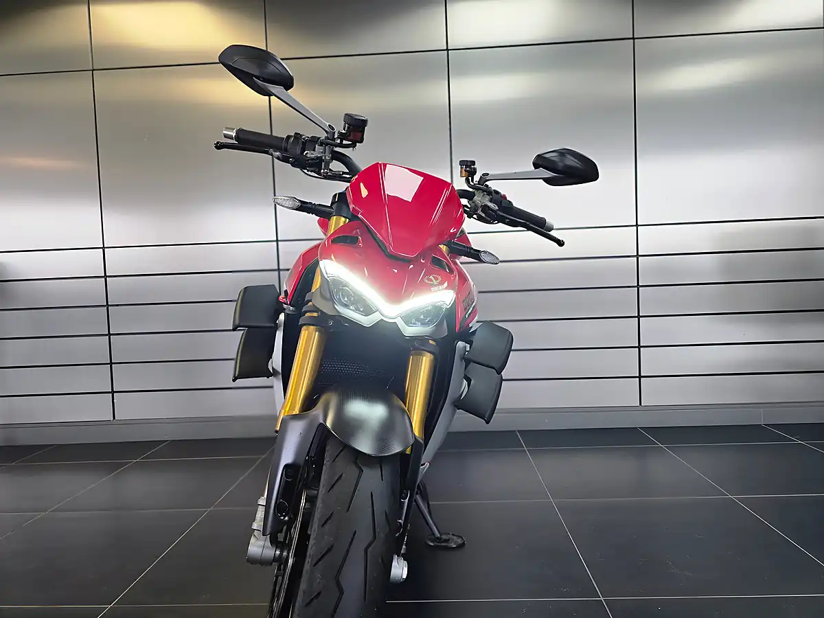 Used 2022 Ducati Streetfighter V4 S Custom Graphics Kit - Interior and Exterior details 8