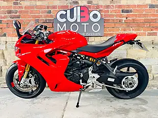 Used 2022 Ducati Supersport 950 S S Red - Interior and Exterior details 11