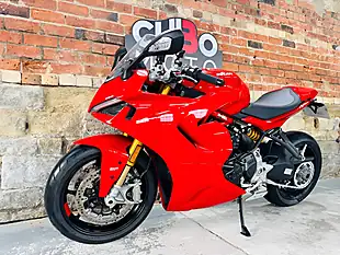 Used 2022 Ducati Supersport 950 S S Red - Interior and Exterior details 12
