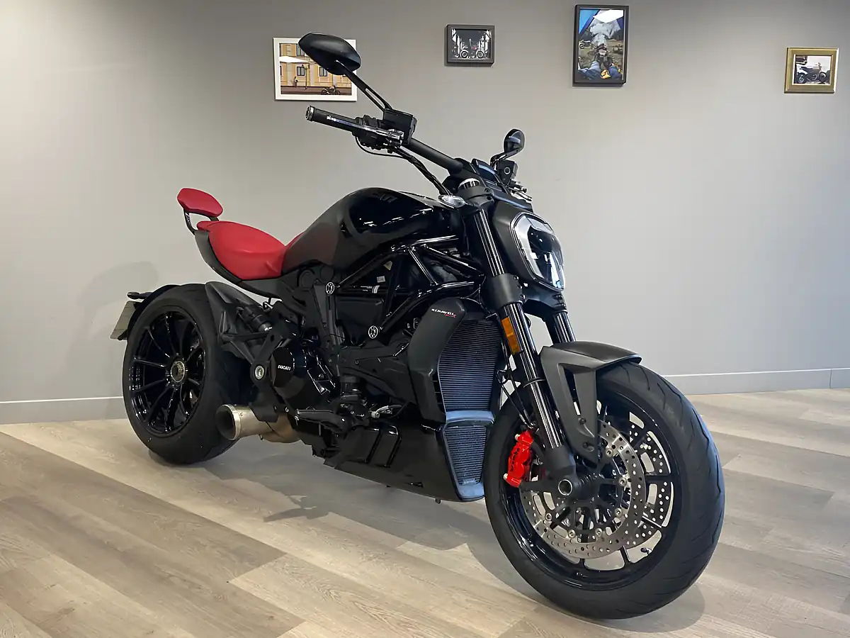 Used 2022 Ducati Xdiavel Nera - Interior and Exterior details 3