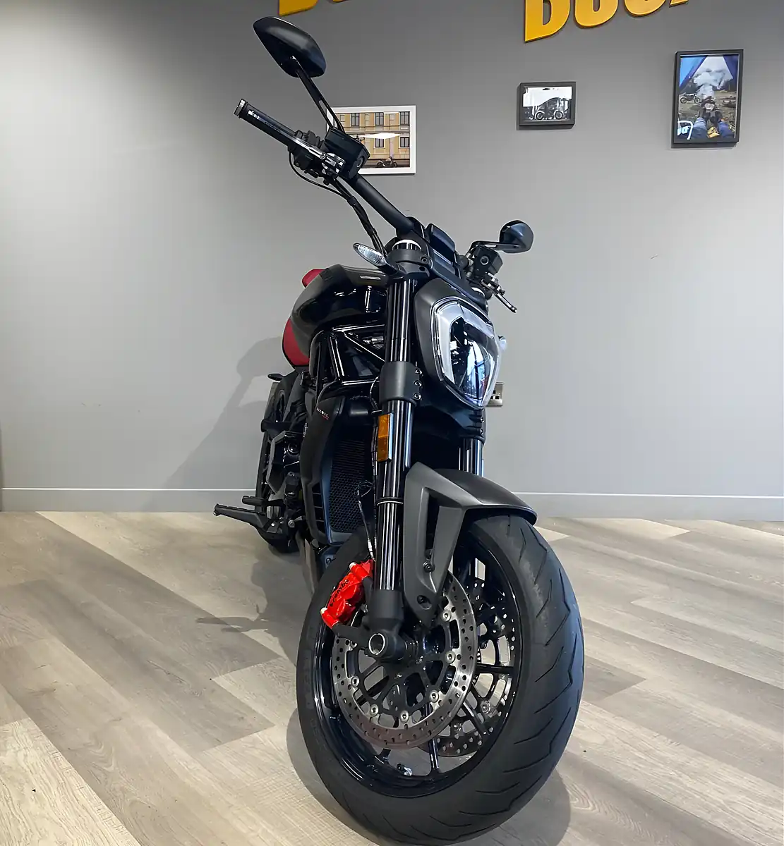 Used 2022 Ducati Xdiavel Nera - Interior and Exterior details 5