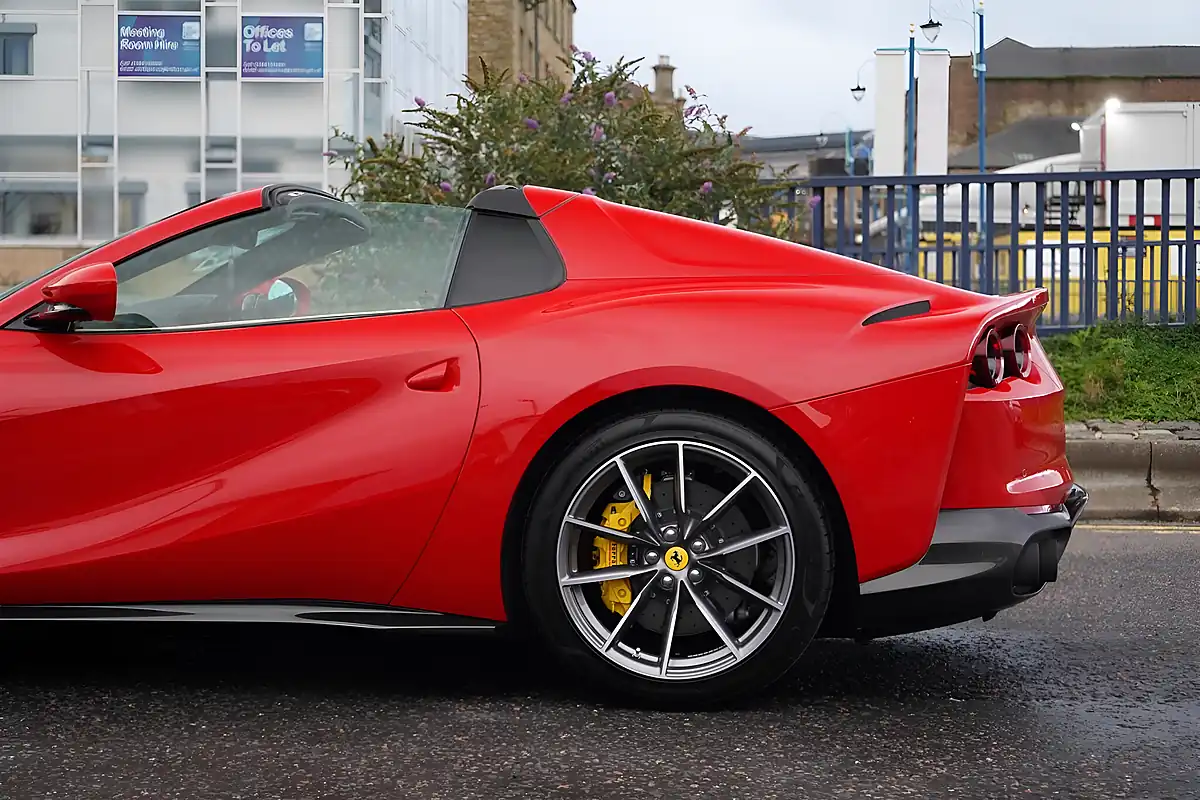 Used 2022 Ferrari 812 Gts Spider Red - Interior and Exterior details 10