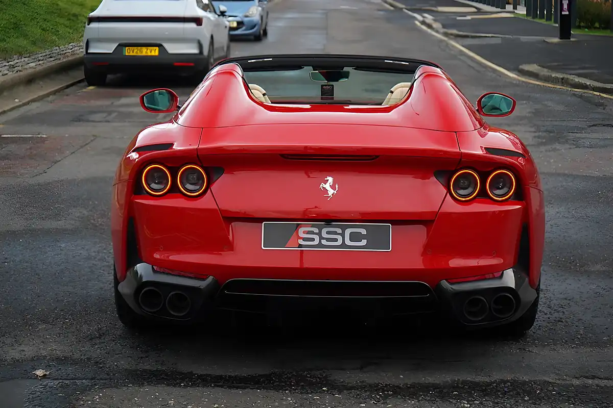 Used 2022 Ferrari 812 Gts Spider Red - Interior and Exterior details 11