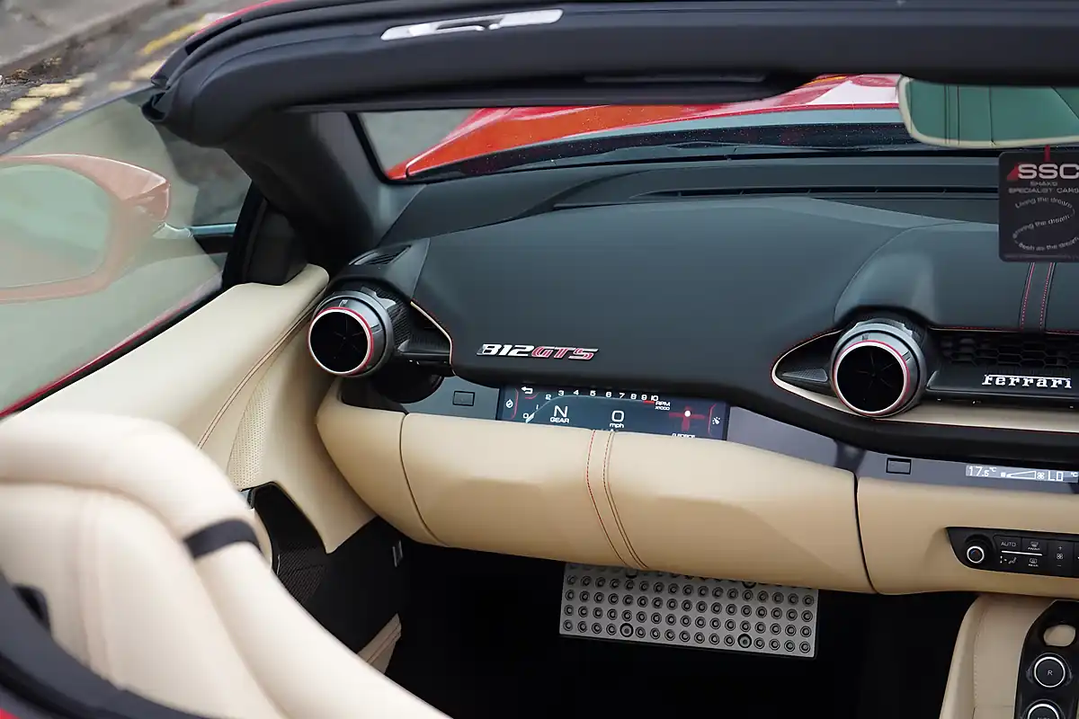Used 2022 Ferrari 812 Gts Spider Red - Interior and Exterior details 18