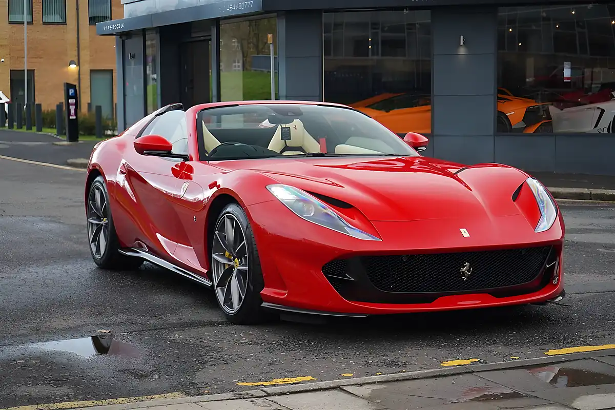 Used 2022 Ferrari 812 Gts Spider Red - Interior and Exterior details 5