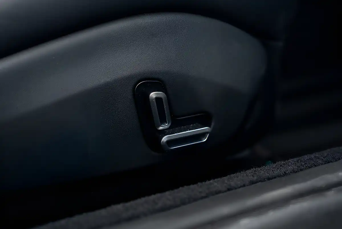 Used 2022 Ferrari Roma Argento Nürburgring - Interior and Exterior details 13