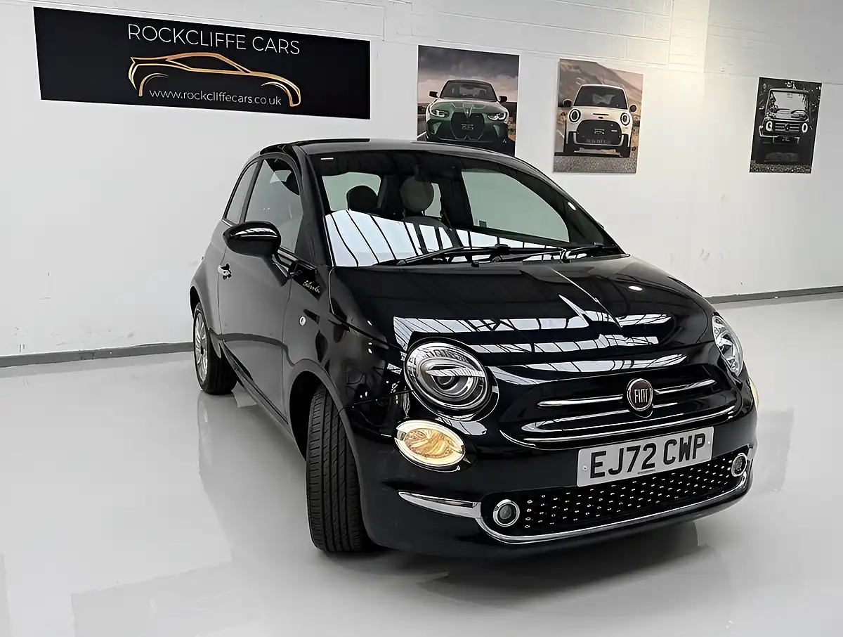 Used 2022 Fiat 500 Dolcevita Black - Interior and Exterior details 18