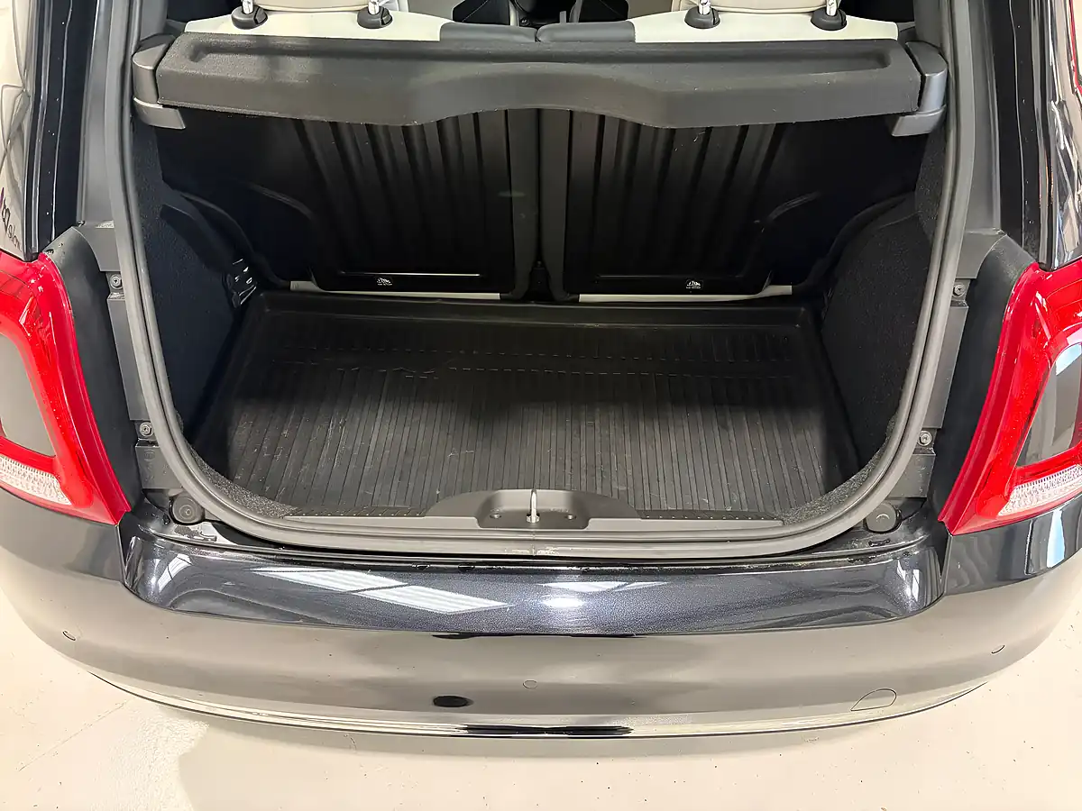 Used 2022 Fiat 500 Dolcevita Black - Interior and Exterior details 10