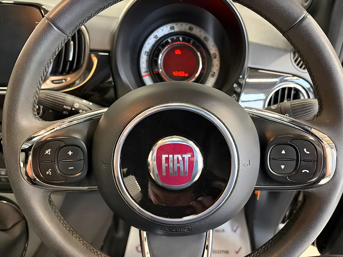 Used 2022 Fiat 500 Dolcevita Black - Interior and Exterior details 14
