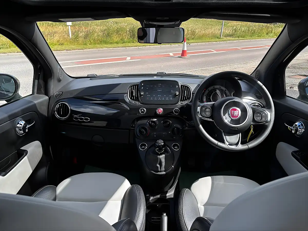 Used 2022 Fiat 500 Dolcevita Black - Interior and Exterior details 14