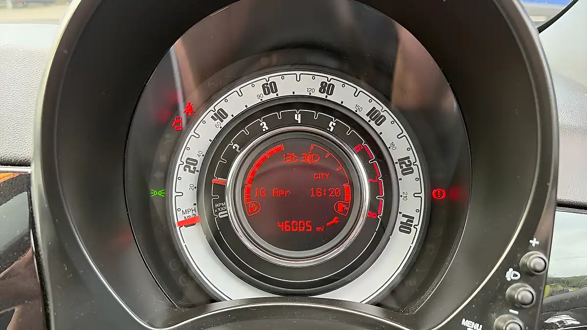 Used 2022 Fiat 500 Dolcevita Black - Interior and Exterior details 12