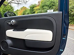 Used 2022 Fiat 500 Dolcevita Blue - Interior and Exterior details 17