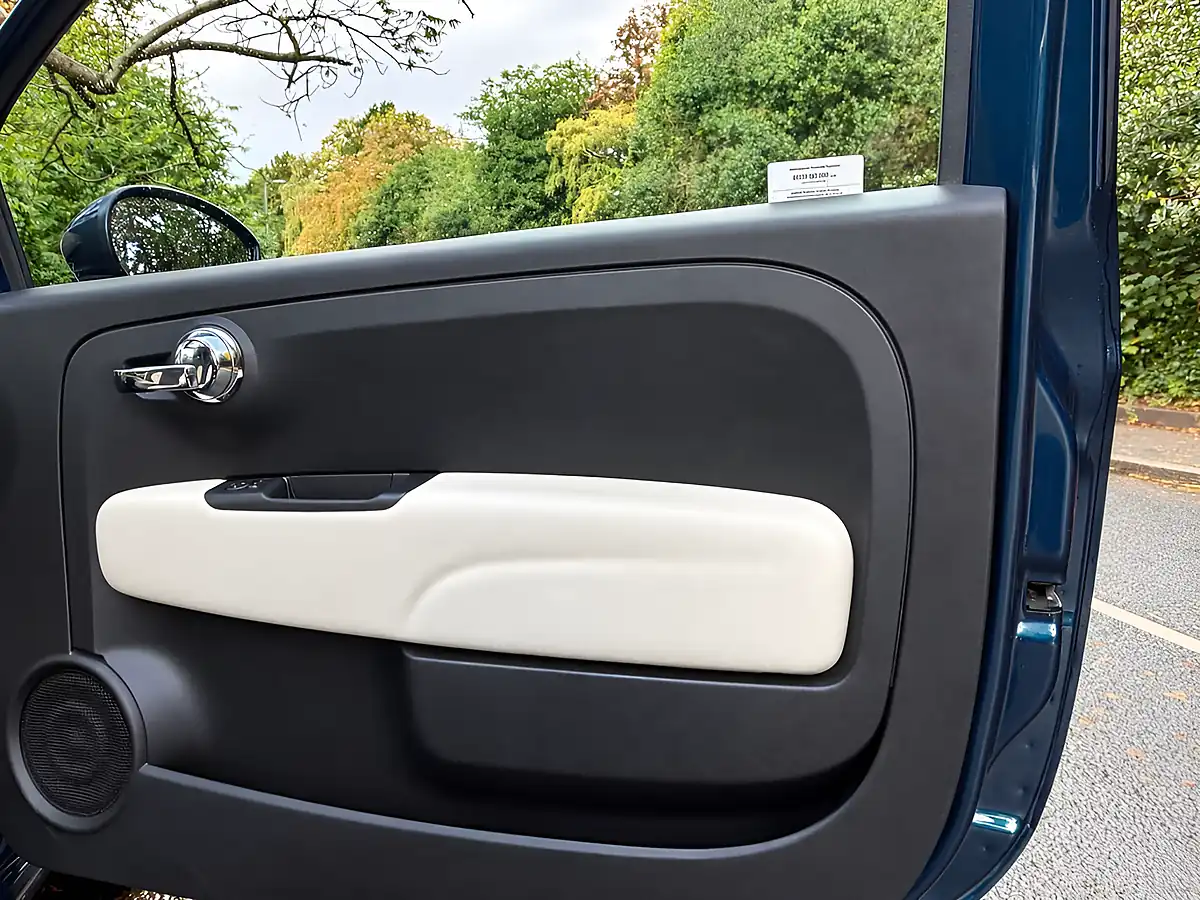 Used 2022 Fiat 500 Dolcevita Blue - Interior and Exterior details 17