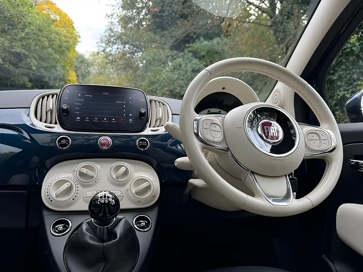Used 2022 Fiat 500 Dolcevita Blue - Interior and Exterior details 18