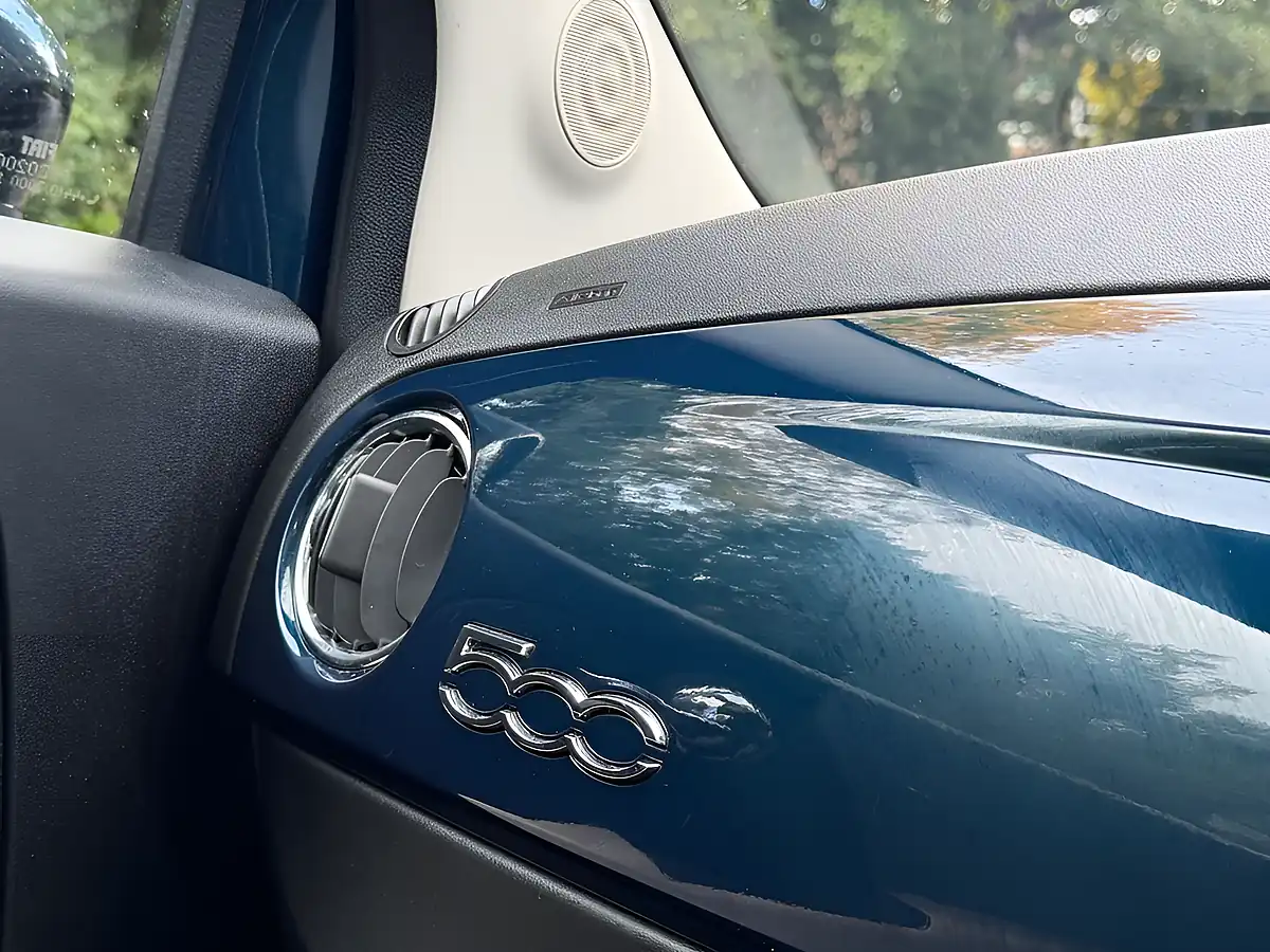 Used 2022 Fiat 500 Dolcevita Blue - Interior and Exterior details 19