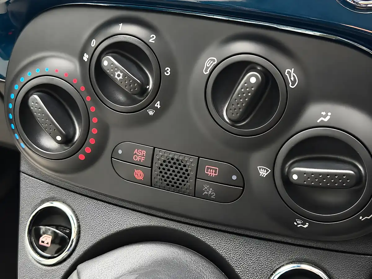 Used 2022 Fiat 500 Dolcevita Blue - Interior and Exterior details 16