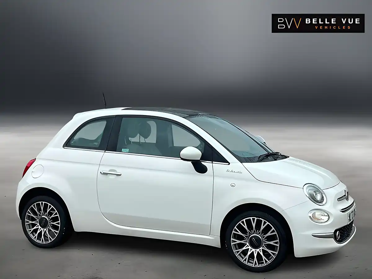 Used 2022 Fiat 500 Dolcevita Bossa Nova White - Interior and Exterior details 15