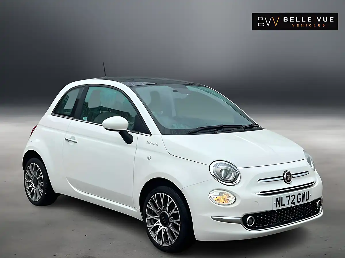 Used 2022 Fiat 500 Dolcevita Bossa Nova White - Interior and Exterior details 16