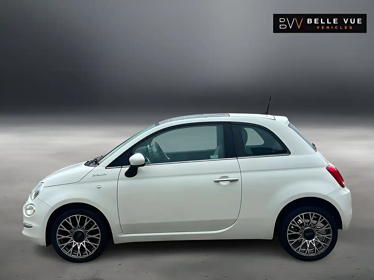 Used 2022 Fiat 500 Dolcevita Bossa Nova White - Interior and Exterior details 6