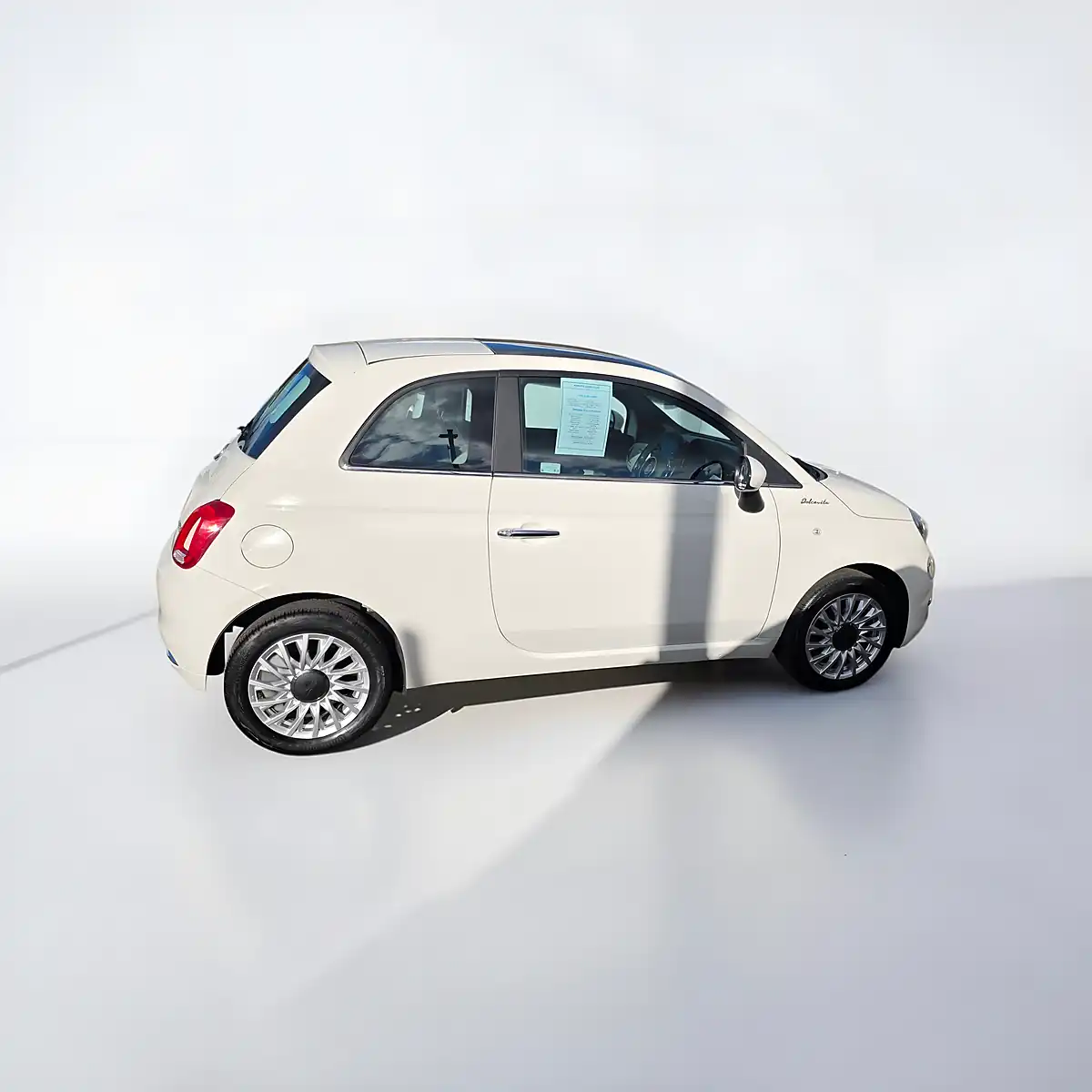Used 2022 Fiat 500 Dolcevita Dolcevita Bossanova White - Interior and Exterior details 9