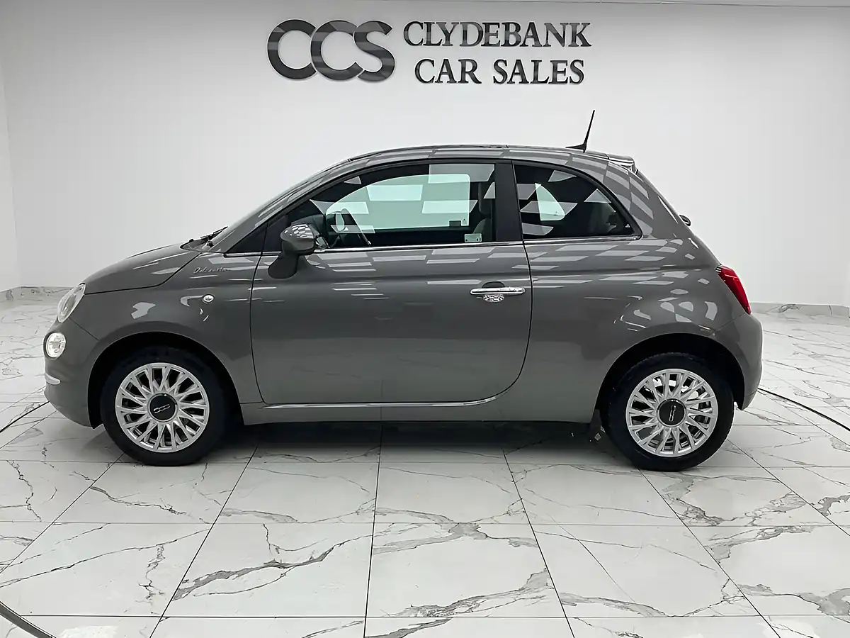Used 2022 Fiat 500 Dolcevita Electroclash Grey - Interior and Exterior details 5