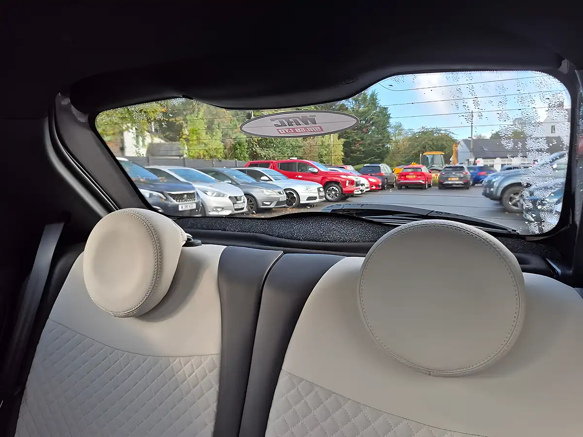 Used 2022 Fiat 500 Dolcevita Electroclash Grey - Interior and Exterior details 16