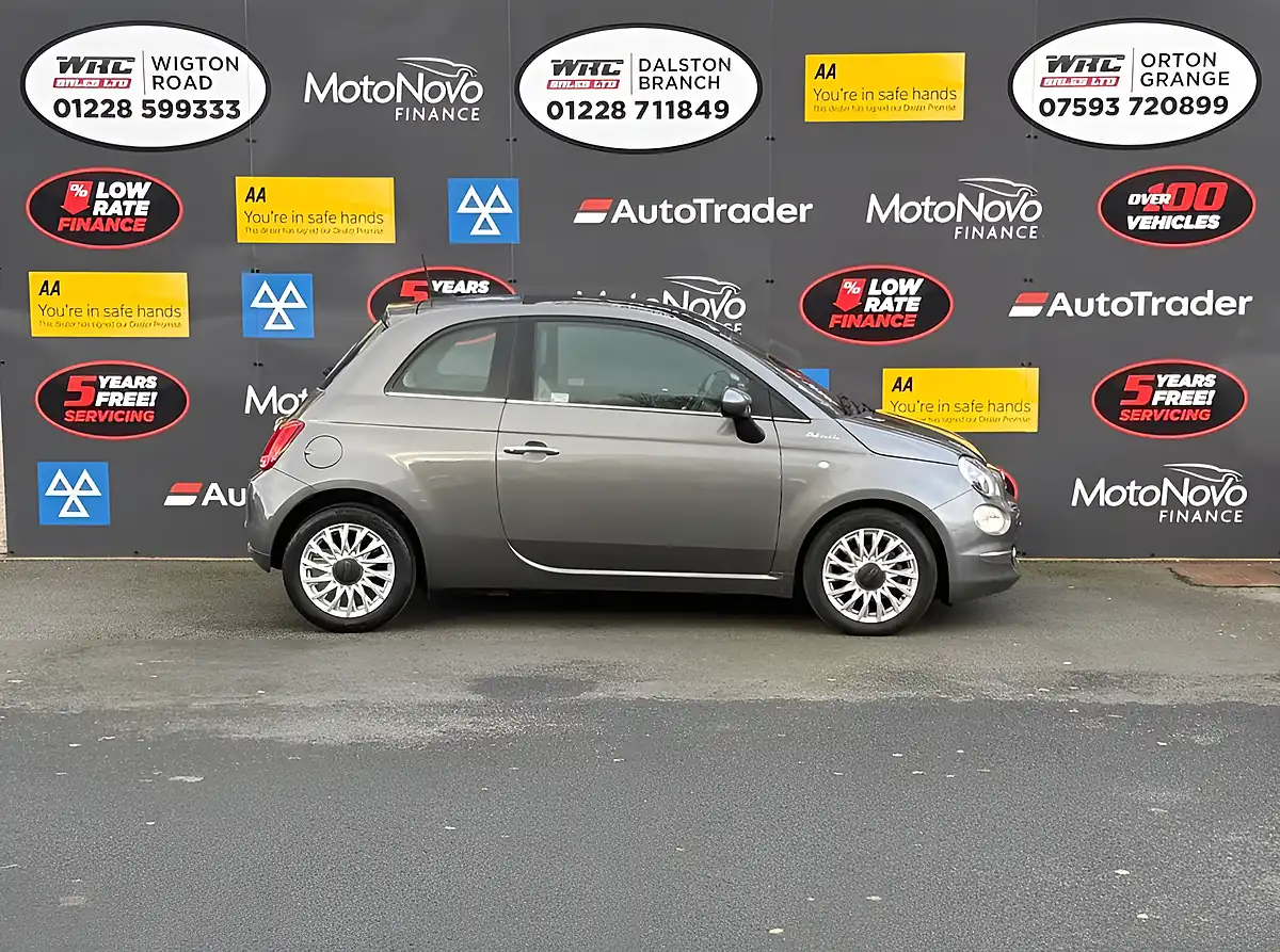 Used 2022 Fiat 500 Dolcevita Electroclash Grey - Interior and Exterior details 5