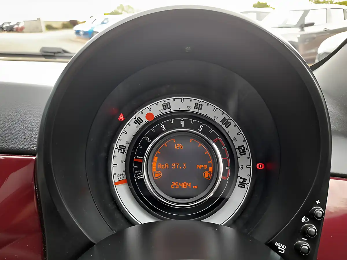 Used 2022 Fiat 500 Dolcevita (part Leather) Red - Interior and Exterior details 14