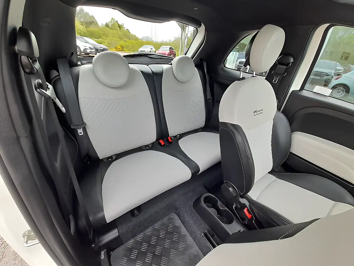 Used 2022 Fiat 500 Dolcevita (part Leather) White - Interior and Exterior details 11