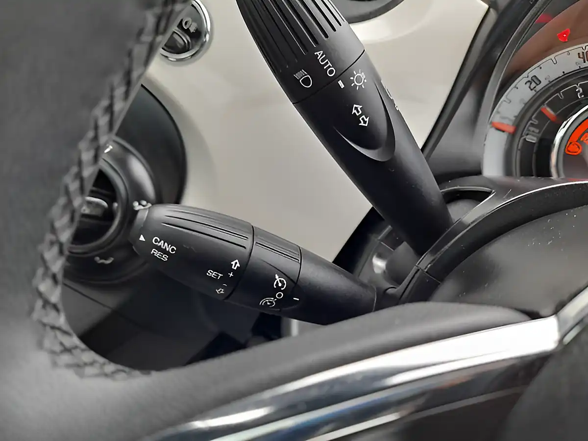 Used 2022 Fiat 500 Dolcevita (part Leather) White - Interior and Exterior details 16