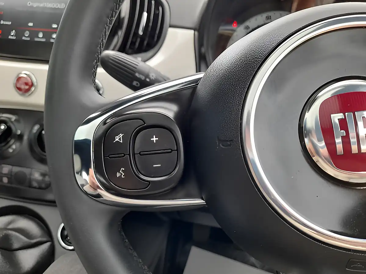 Used 2022 Fiat 500 Dolcevita (part Leather) White - Interior and Exterior details 17