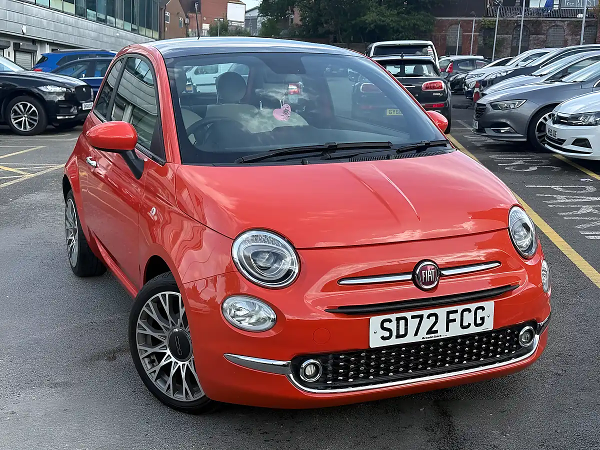 Used 2022 Fiat 500 Dolcevita Plus Red - Front View