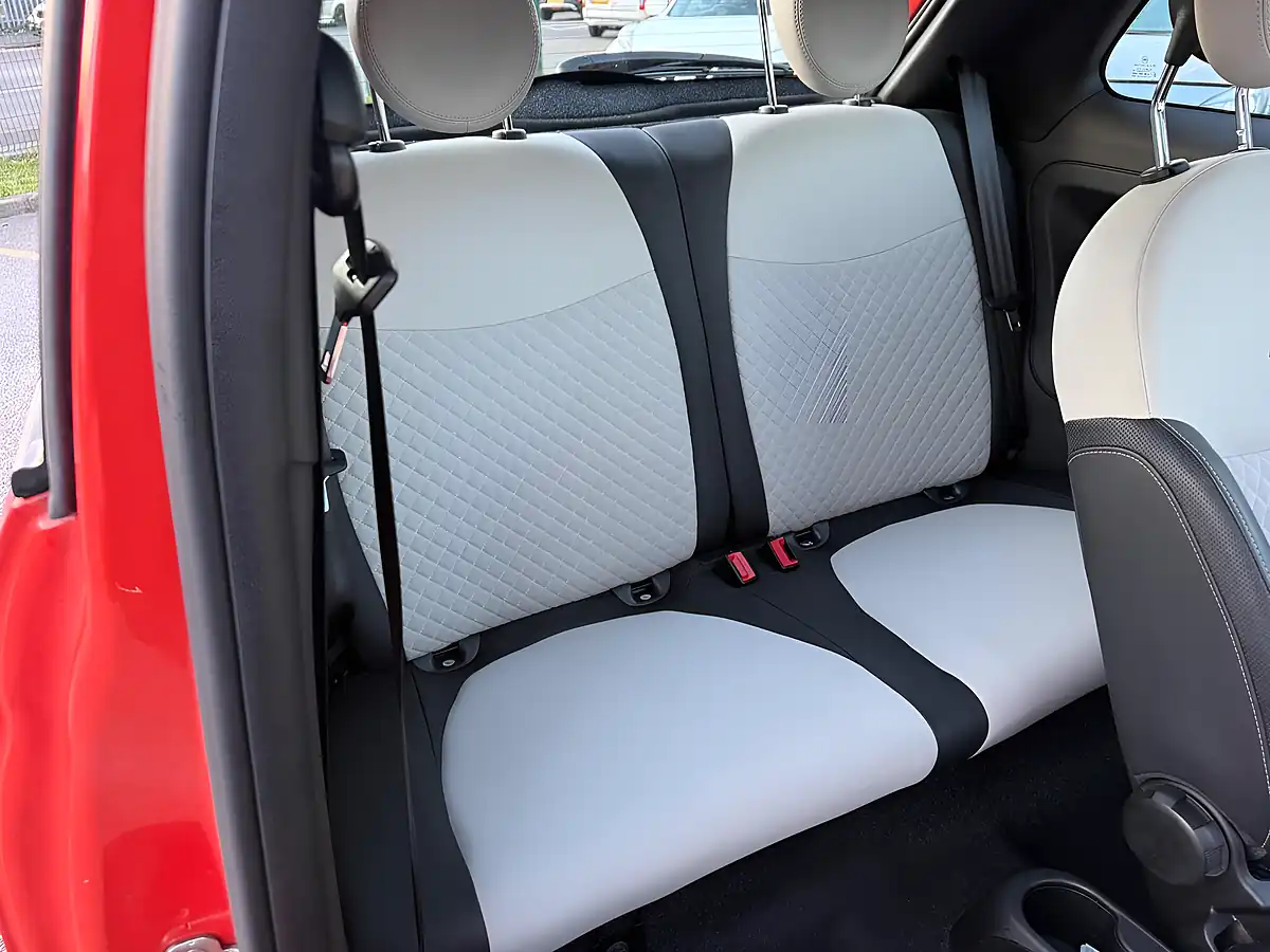 Used 2022 Fiat 500 Dolcevita Plus Red - Interior and Exterior details 15