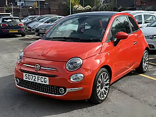 Used 2022 Fiat 500 Dolcevita Plus Red - Interior and Exterior details 4