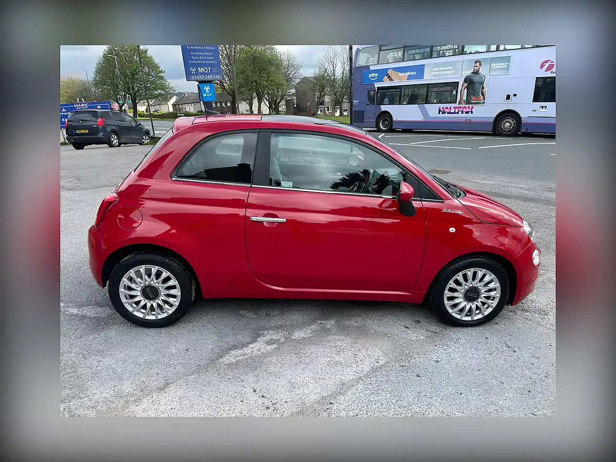 Used 2022 Fiat 500 Dolcevita Red - Interior and Exterior details 8