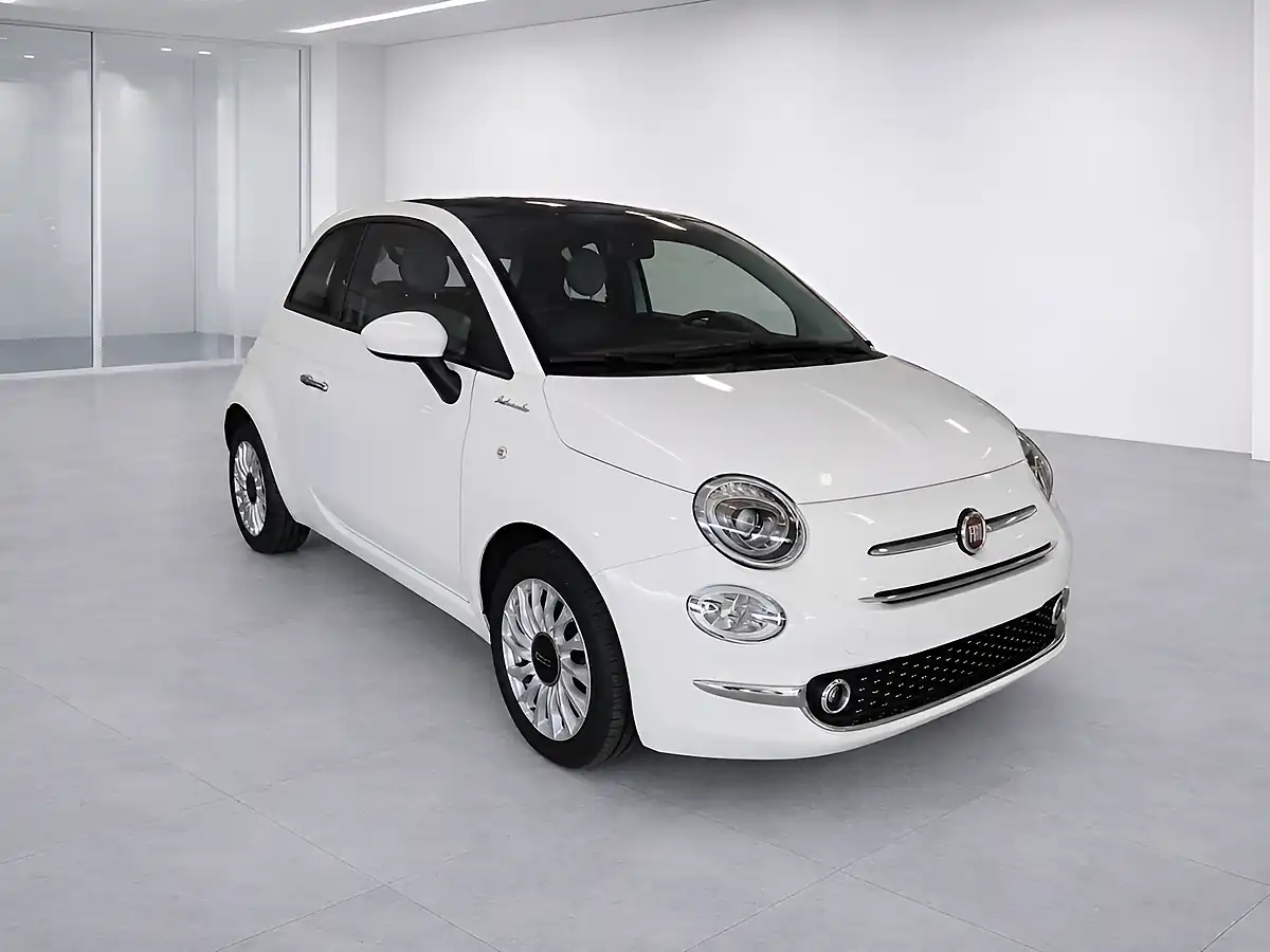 Used 2022 Fiat 500 Dolcevita White - Front View