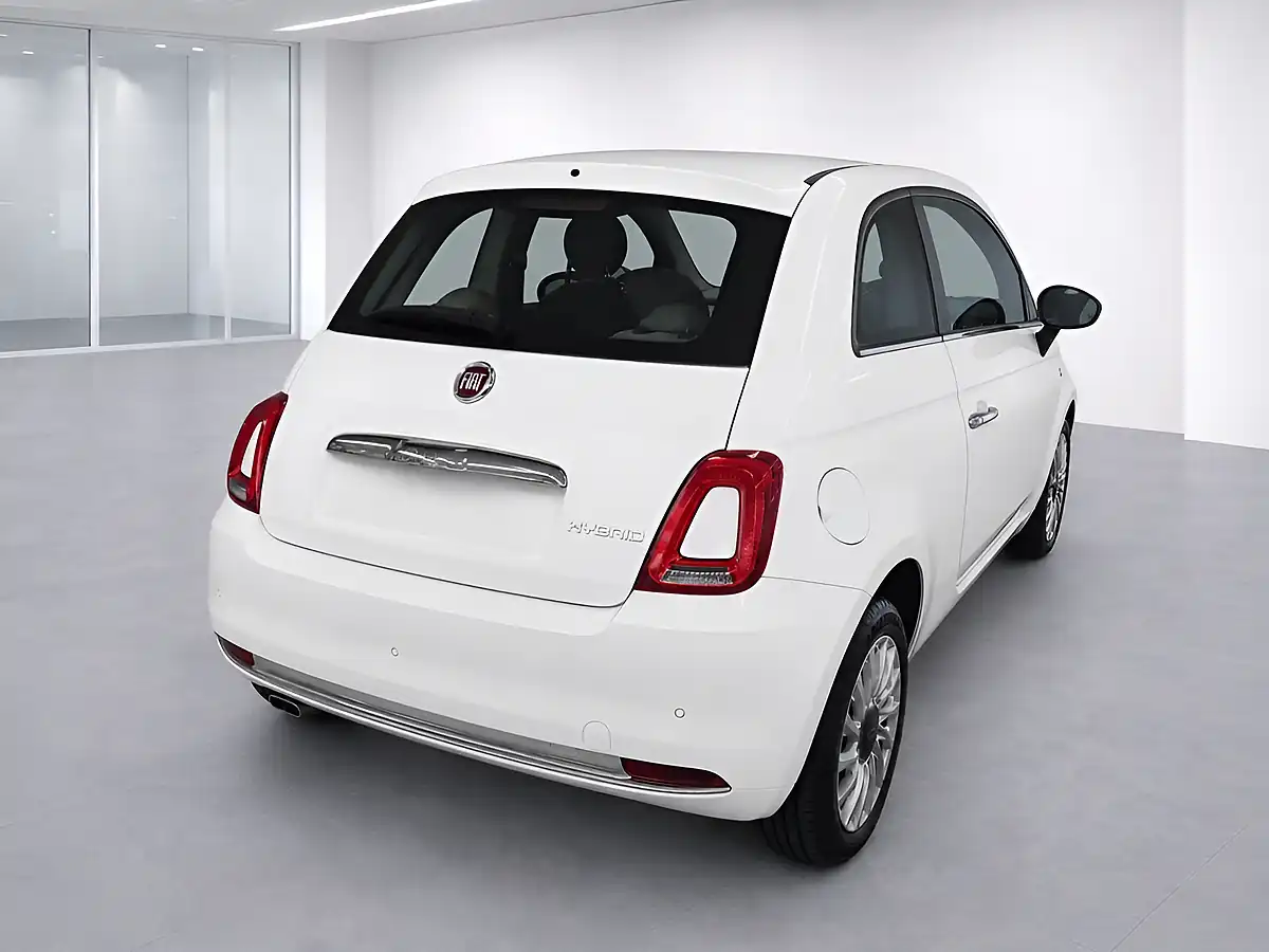 Used 2022 Fiat 500 Dolcevita White - Interior and Exterior details 3