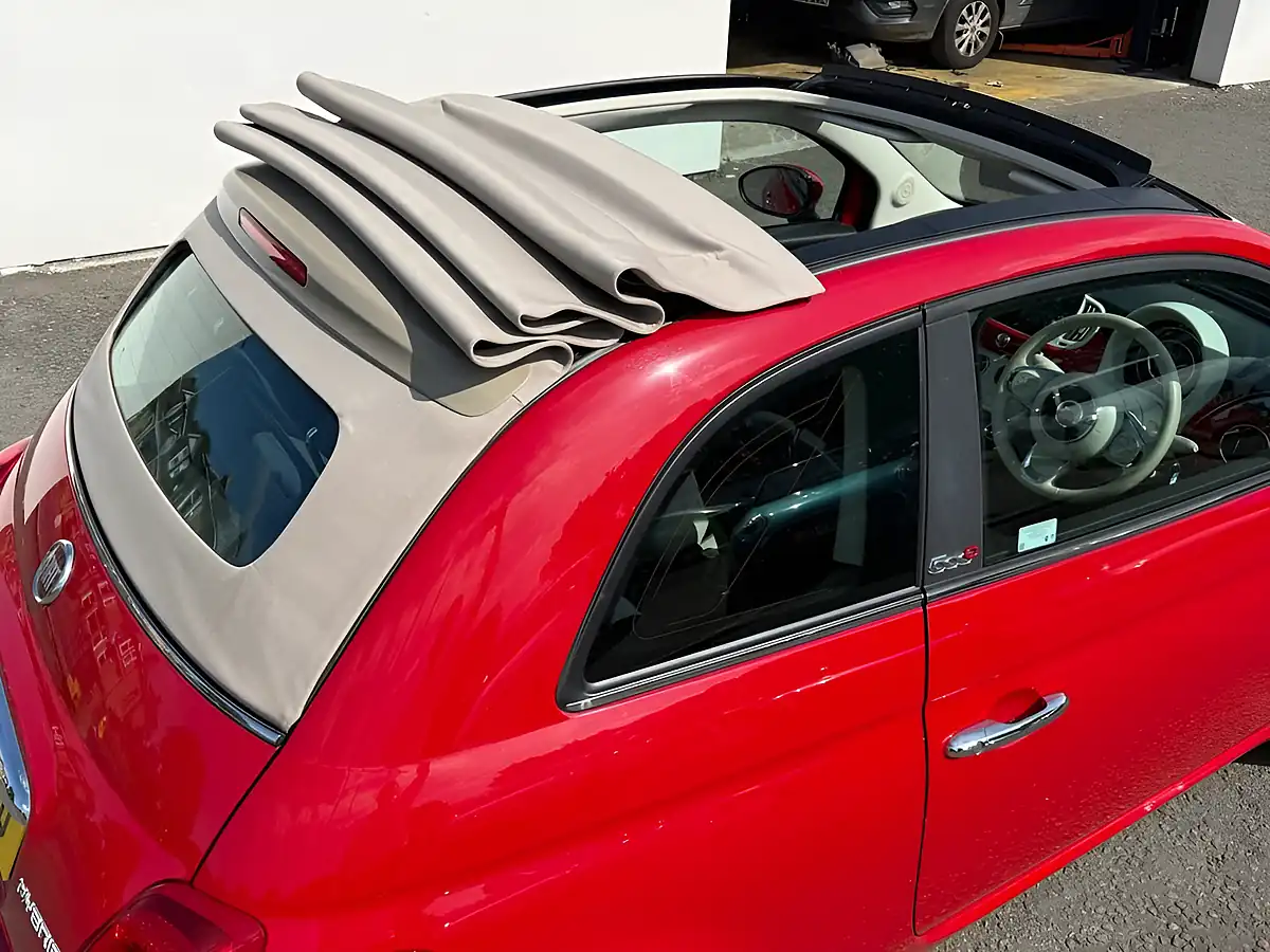 Used 2022 Fiat 500c Dolcevita Plus Red - Interior and Exterior details 10