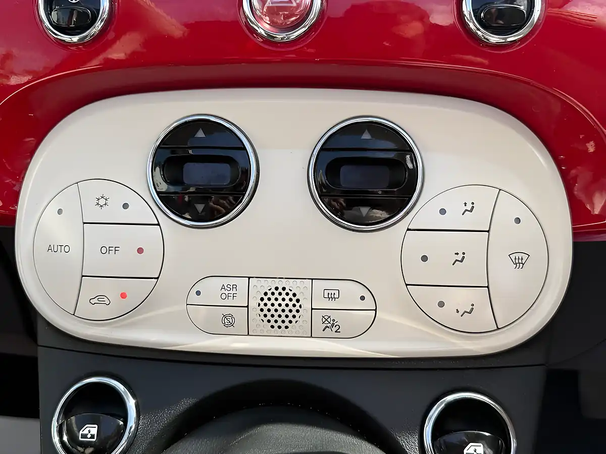 Used 2022 Fiat 500c Dolcevita Plus Red - Interior and Exterior details 12