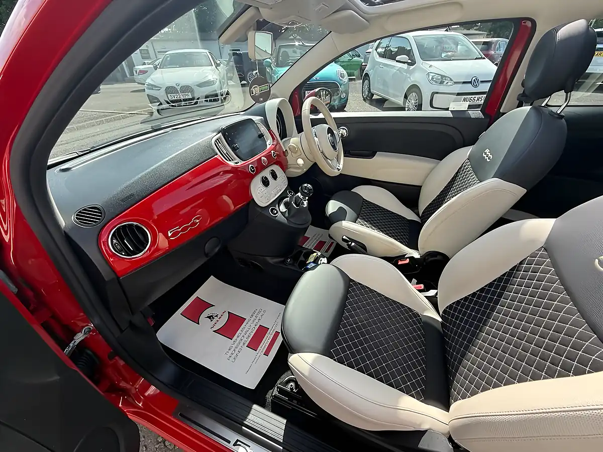 Used 2022 Fiat 500c Dolcevita Plus Red - Interior and Exterior details 19