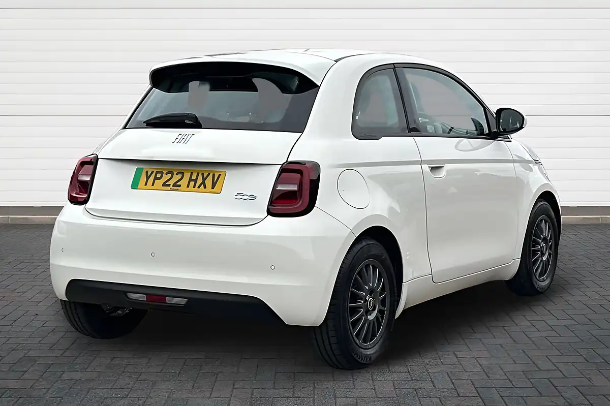 Used 2022 Fiat 500e Action White - Interior and Exterior details 3
