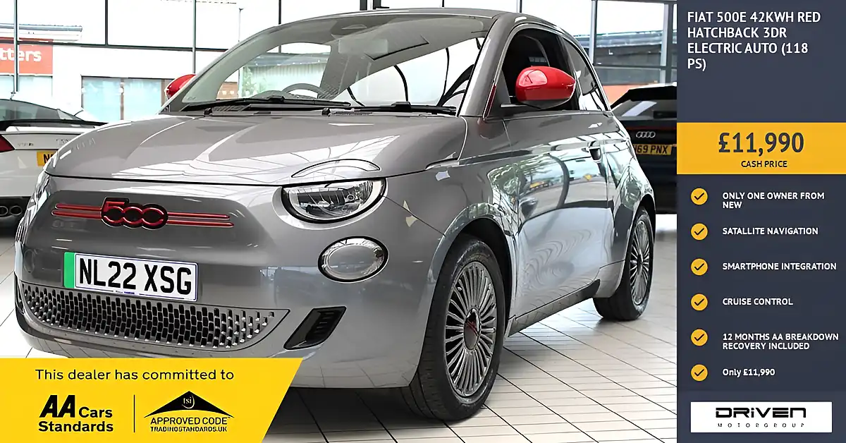 Used 2022 Fiat 500e Red Grey - Front View