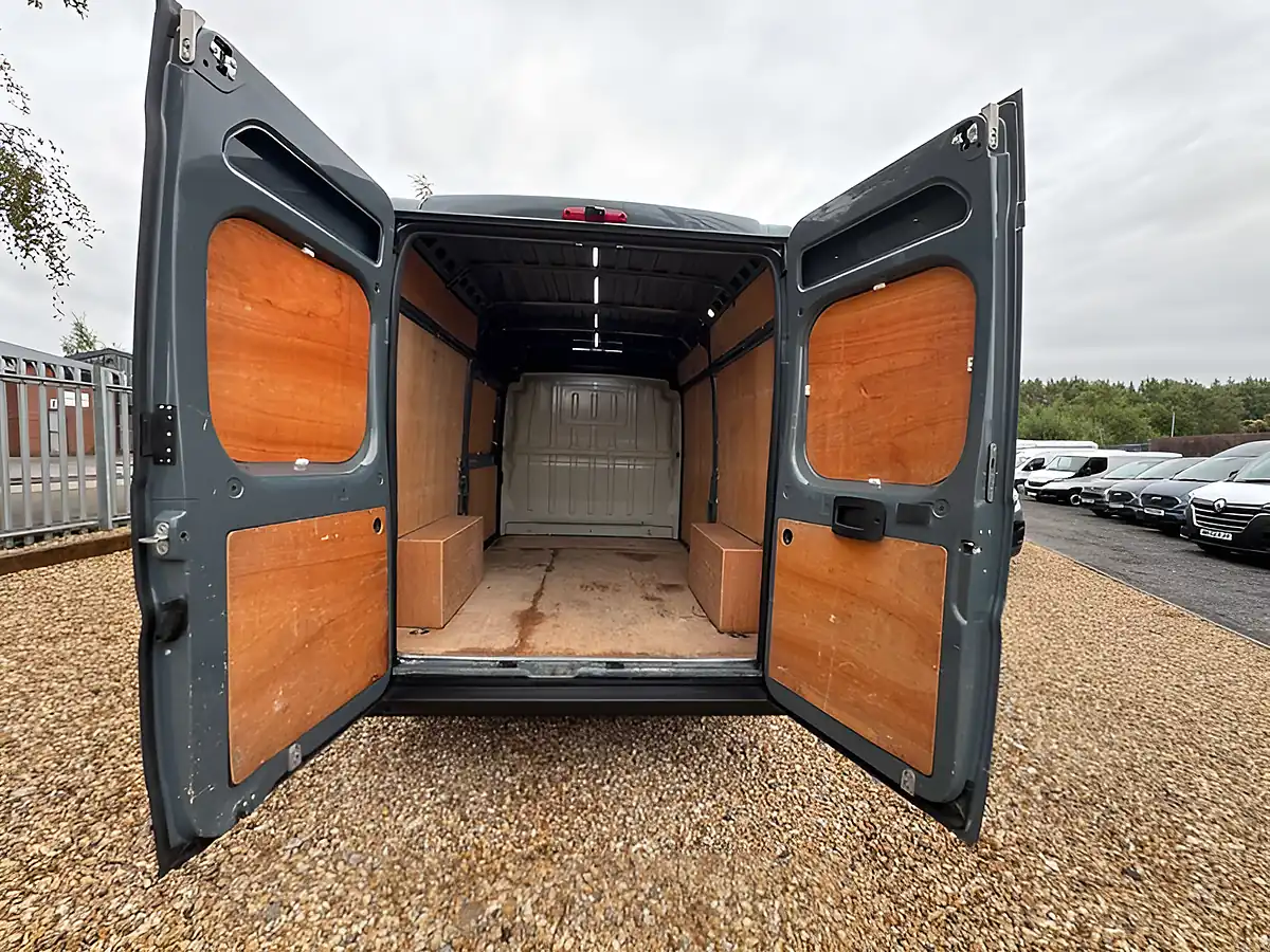 Used 2022 Fiat Ducato 35 Lanzarote Grey - Interior and Exterior details 6