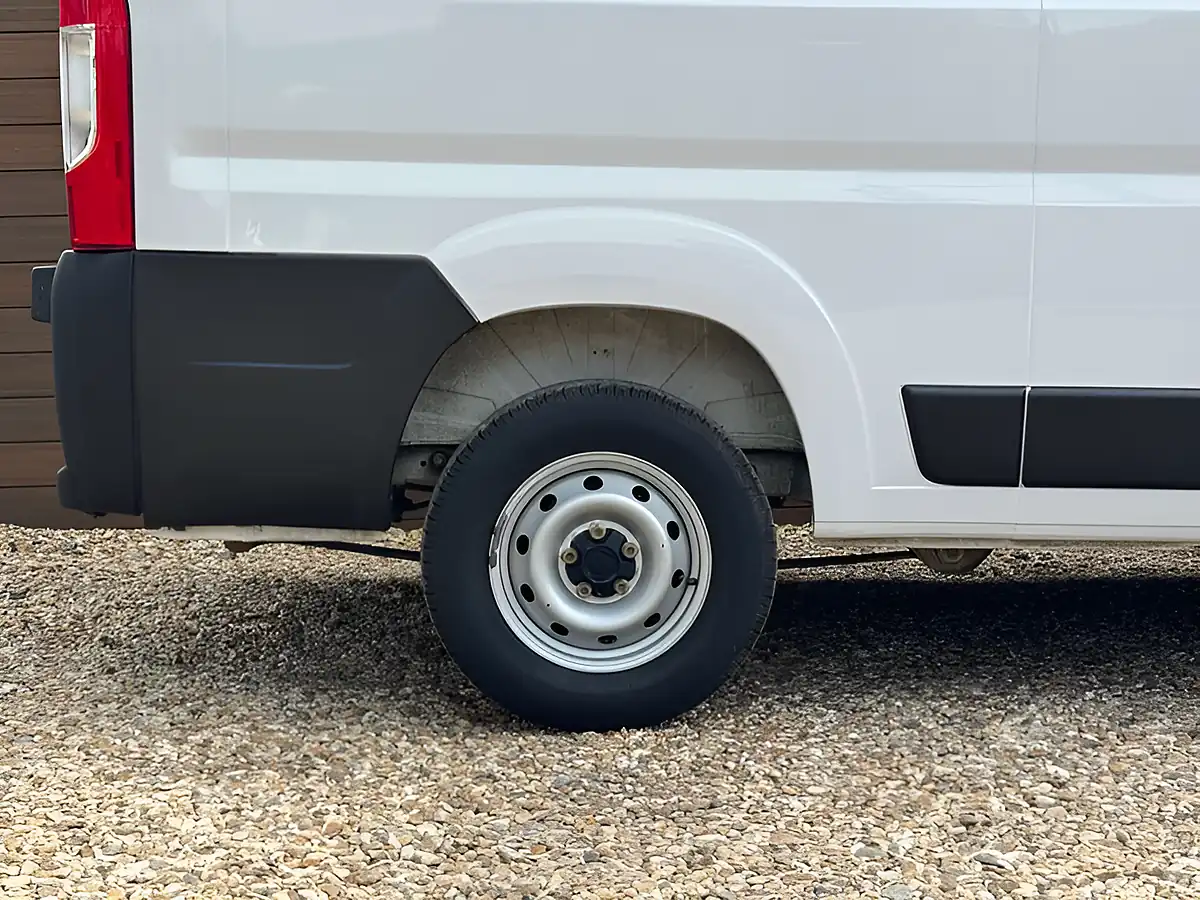 Used 2022 Fiat Ducato 35 White - Interior and Exterior details 12