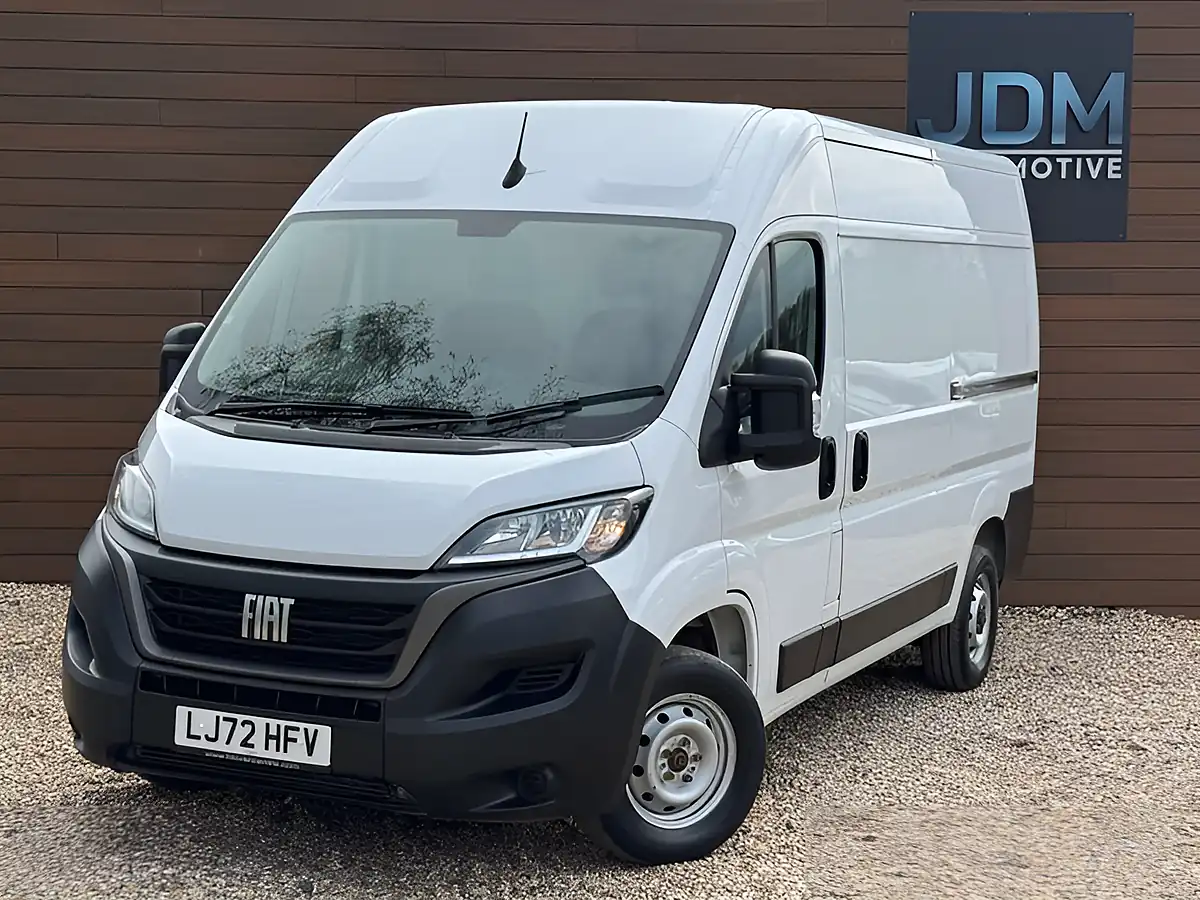 Used 2022 Fiat Ducato 35 White - Interior and Exterior details 9
