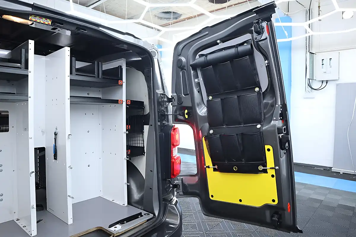 Used 2022 Fiat Scudo Business White - Interior and Exterior details 11