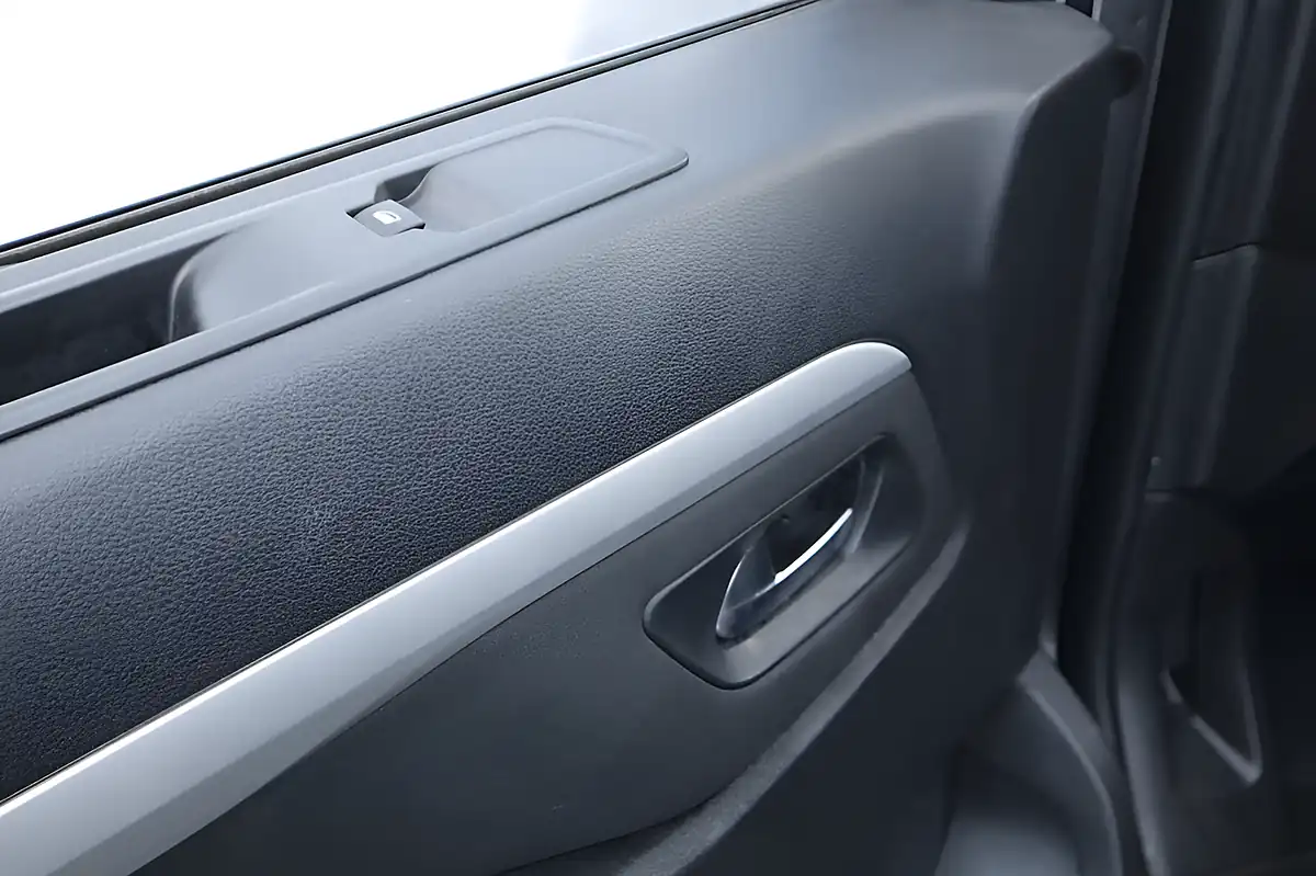 Used 2022 Fiat Scudo Business White - Interior and Exterior details 14