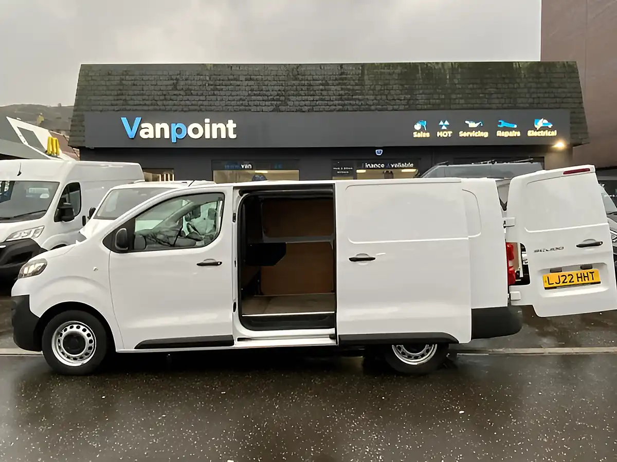 Used 2022 Fiat Scudo Sx White - Interior and Exterior details 8