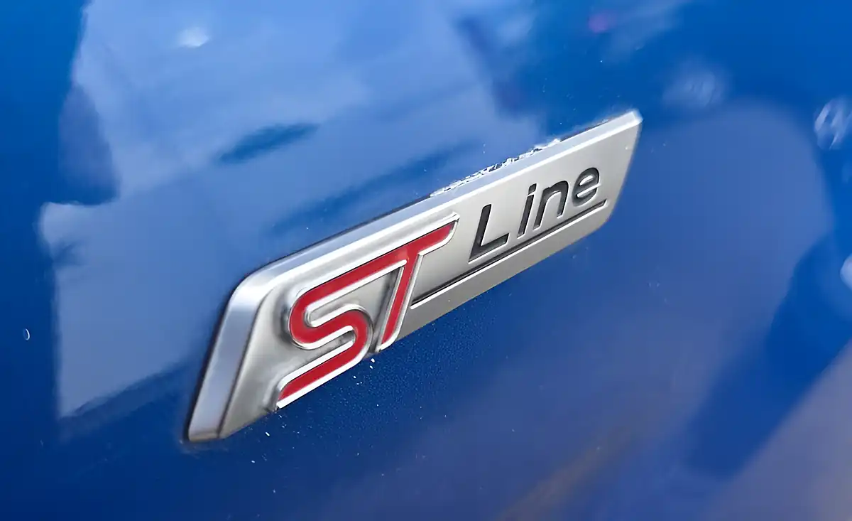 Used 2022 Ford Ecosport ST-Line Desert Island Blue - Interior and Exterior details 12